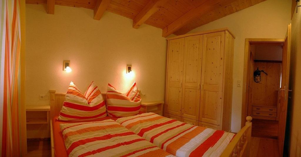 Ferienwohnung Steiner Wald im Pinzgau Habitación foto